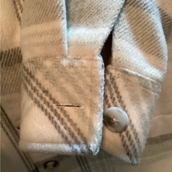 🔺SOLD🔺Gentle Fawn Shacket - Picture 8 of 14